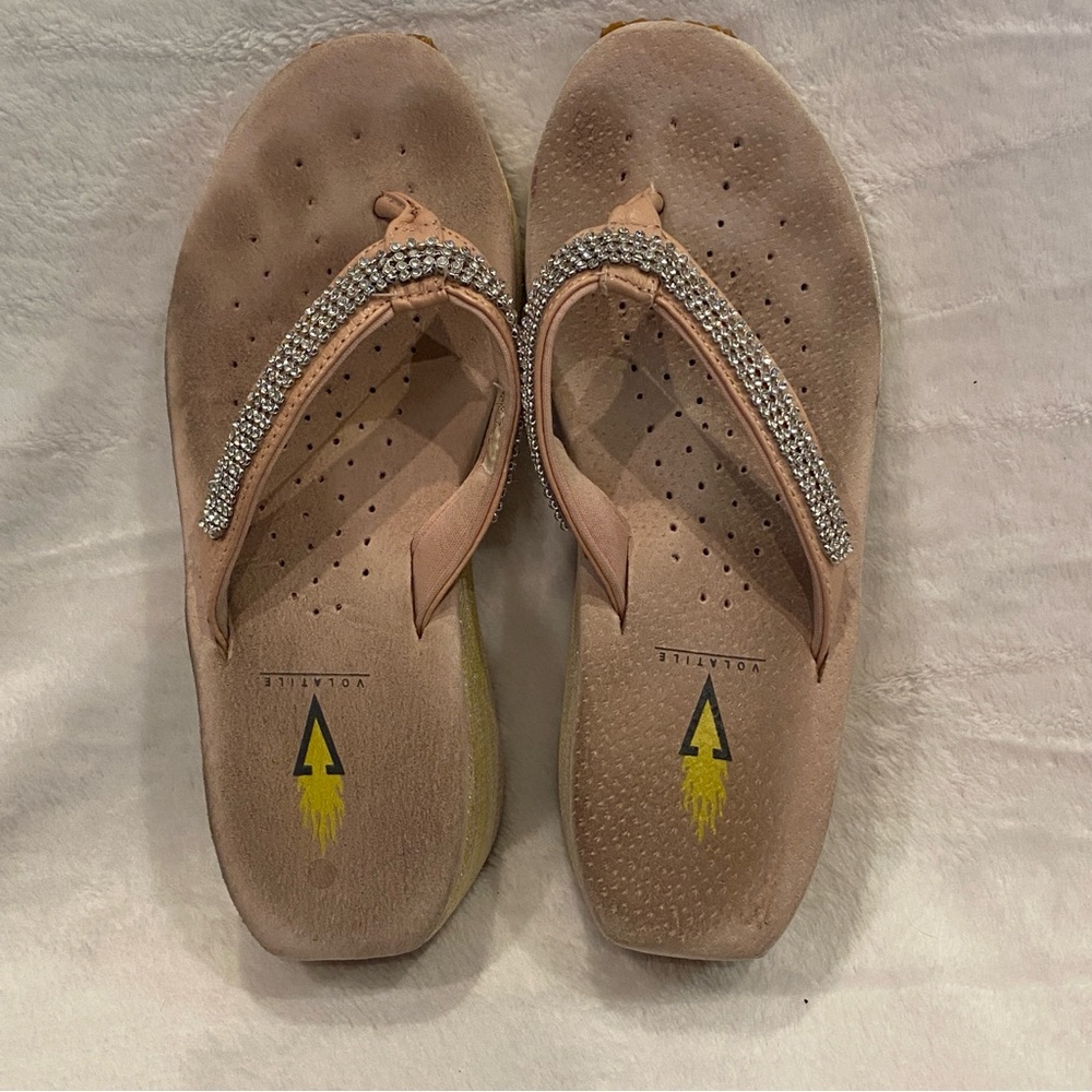Volatile Rhinestone Strap Pink-Beige Wedge Heel Thong Sandals FlipFlops Sz 7 VGC - Picture 11 of 15